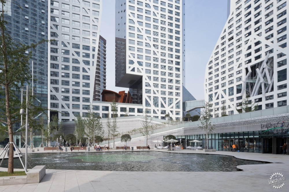 Steven Holl Architects complete Sun-shaped Micro-City in Chengdu3ͼƬ