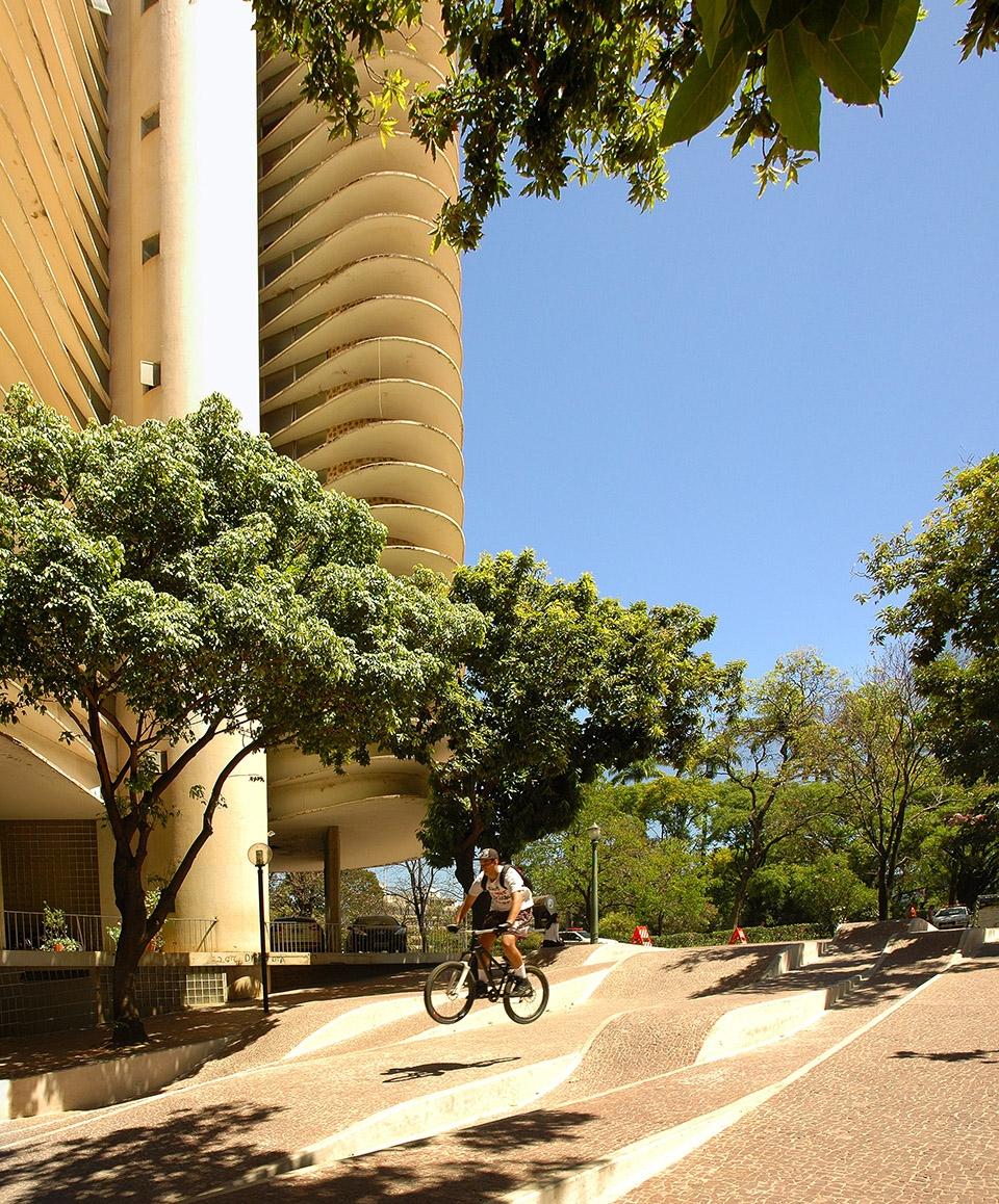 Praça Da Liberdadeܱ߳пռ/ Arquitetos Associados4ͼƬ