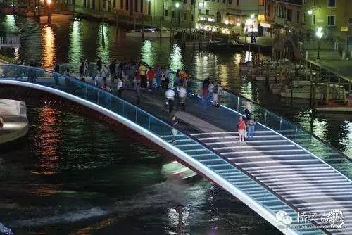 ˹ܷţVenice Constitution Bridge by ʥǸ硤ߵ6ͼƬ