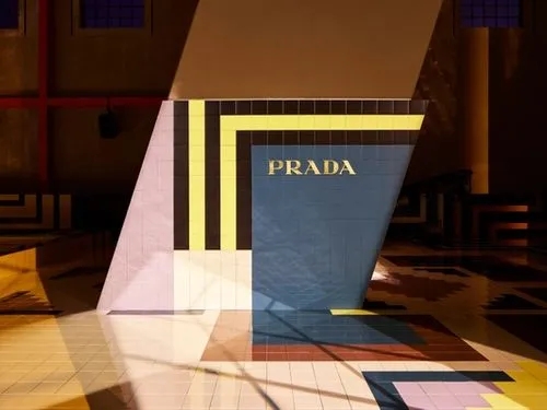 OMA/AMO߸ʱȦ˹ x PRADA ʮ󾭵㳡ȫ46ͼƬ